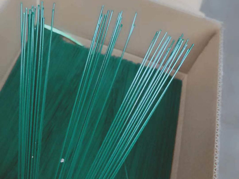 ���F���z